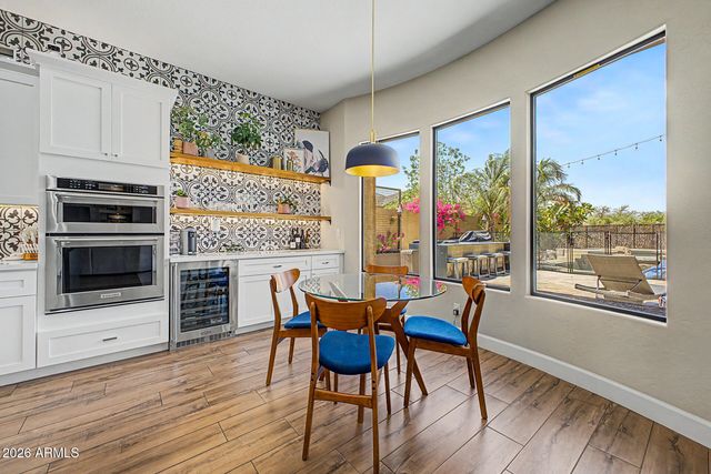 4122 W ORAIBI Drive, Glendale, AZ 85308
