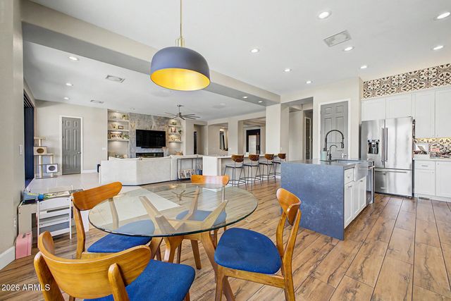4122 W ORAIBI Drive, Glendale, AZ 85308