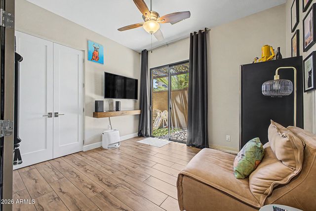 4122 W ORAIBI Drive, Glendale, AZ 85308