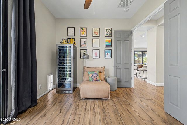 4122 W ORAIBI Drive, Glendale, AZ 85308