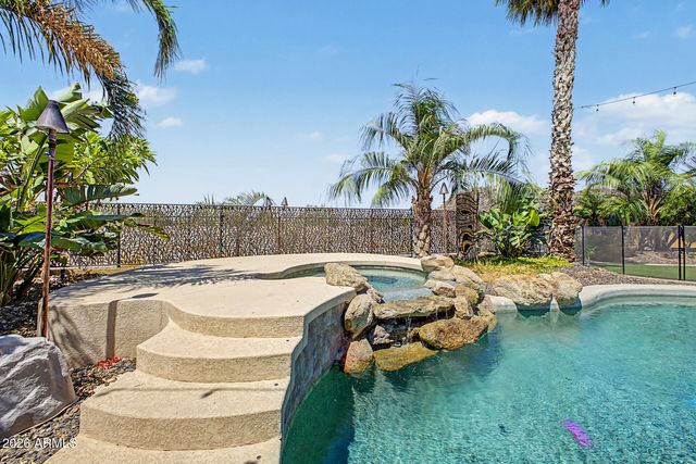 4122 W ORAIBI Drive, Glendale, AZ 85308