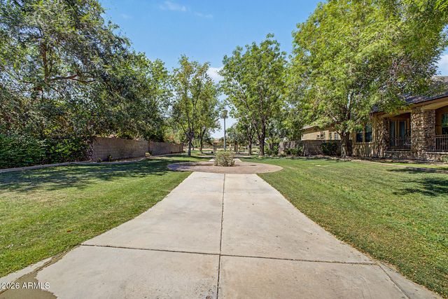 4122 W ORAIBI Drive, Glendale, AZ 85308