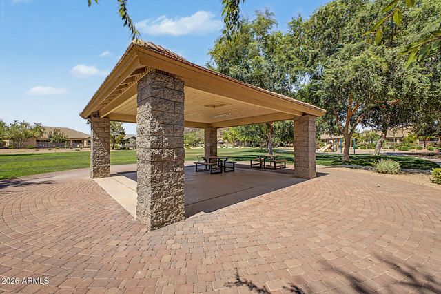 4122 W ORAIBI Drive, Glendale, AZ 85308
