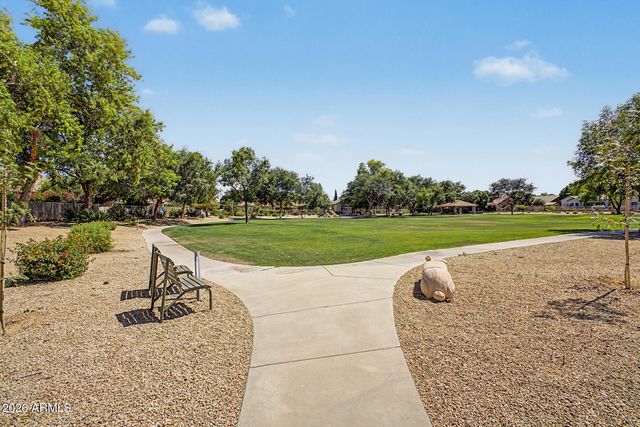 4122 W ORAIBI Drive, Glendale, AZ 85308