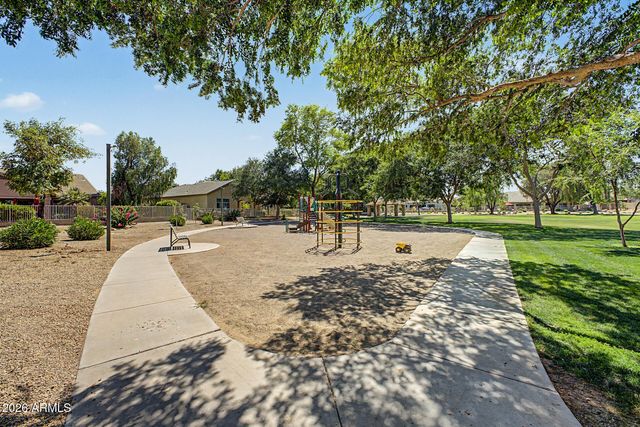 4122 W ORAIBI Drive, Glendale, AZ 85308