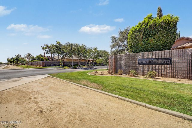 4122 W ORAIBI Drive, Glendale, AZ 85308