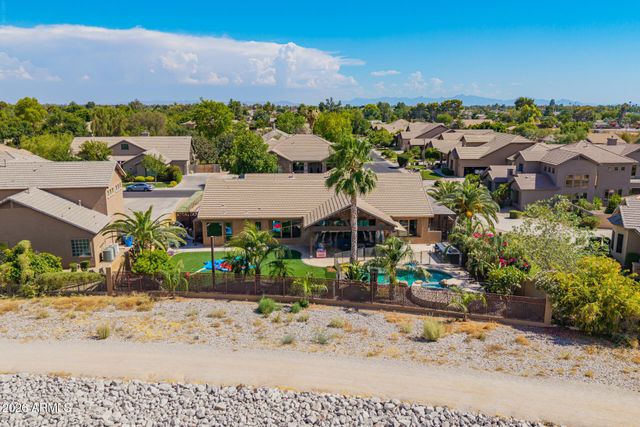 4122 W ORAIBI Drive, Glendale, AZ 85308