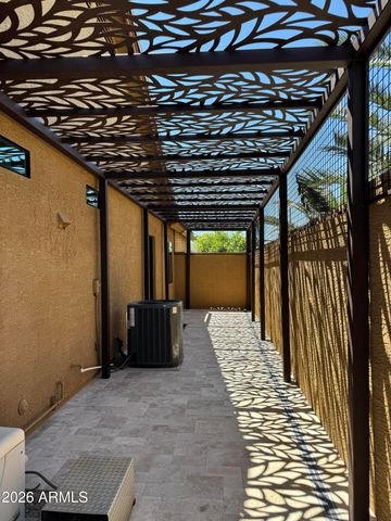 4122 W ORAIBI Drive, Glendale, AZ 85308