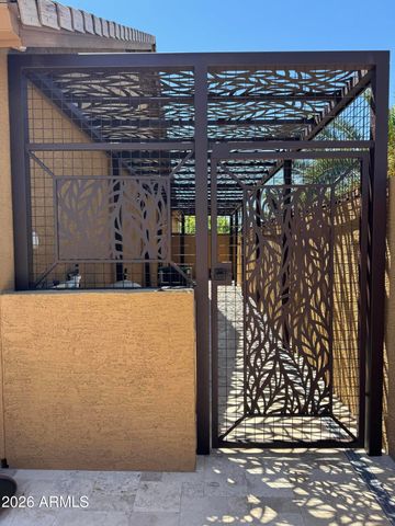 4122 W ORAIBI Drive, Glendale, AZ 85308