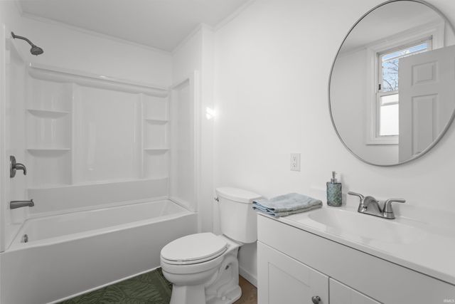 206 S MAIN Street, Jonesboro, IN 46938