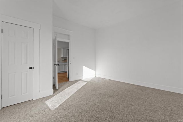 206 S MAIN Street, Jonesboro, IN 46938