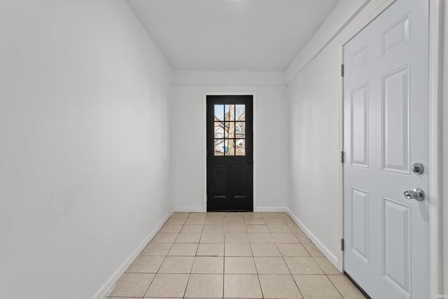 206 S MAIN Street, Jonesboro, IN 46938