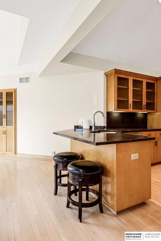 811 Western Hills Drive, Papillion, NE 68046