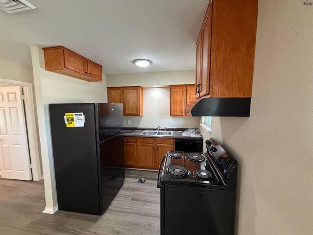 1417 COVINGTON STREET, Wichita Falls, TX 76306