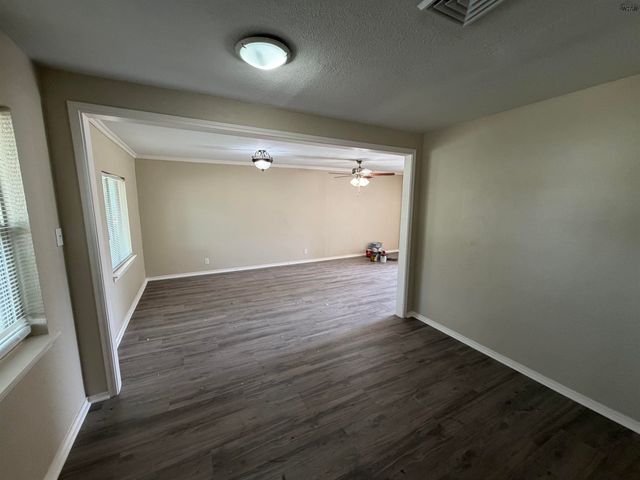 1417 COVINGTON STREET, Wichita Falls, TX 76306