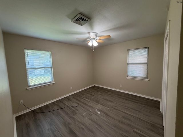 1417 COVINGTON STREET, Wichita Falls, TX 76306