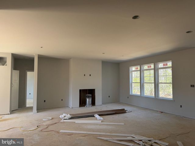 19166 N PORTO BELLO DR, Drayden, MD 20630