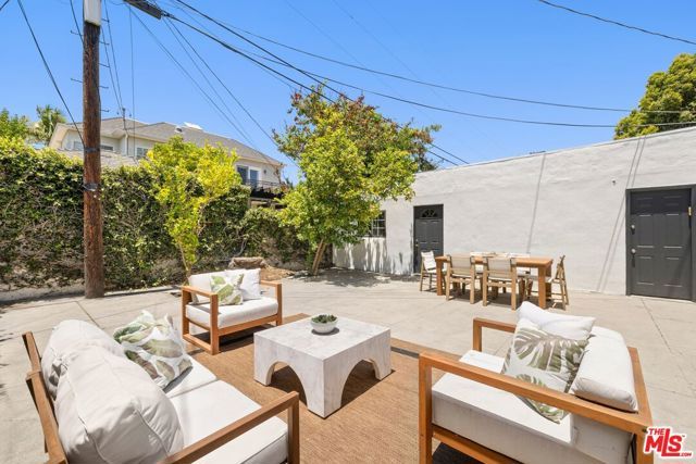 155 N Detroit Street, Los Angeles, CA 90036
