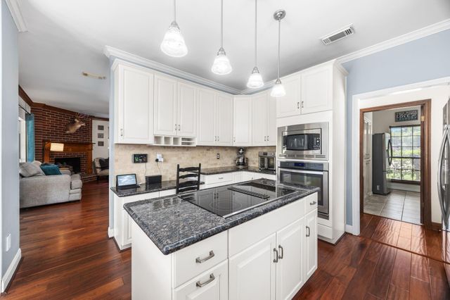 1703 Wyndale Court, Richmond, TX 77406