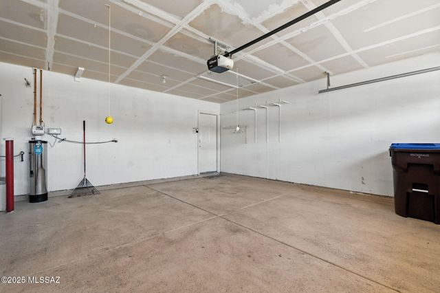 332 E River Birch Place, Sahuarita, AZ 85629