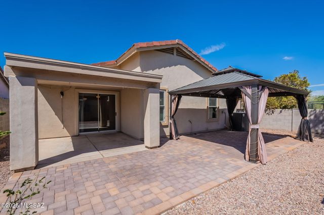 332 E River Birch Place, Sahuarita, AZ 85629