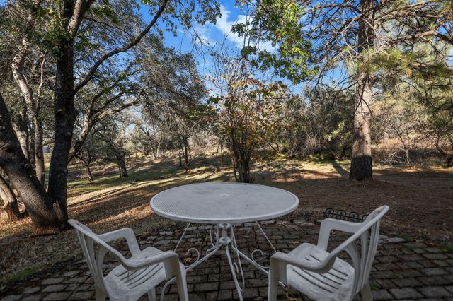 28424 Alpine Way, Shingletown, CA 96088