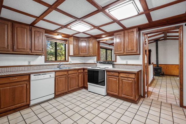 28424 Alpine Way, Shingletown, CA 96088