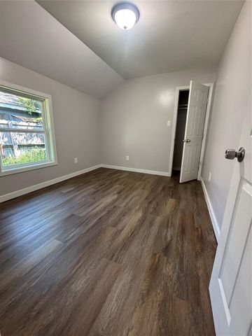 1218 Magnolia Street, Baytown, TX 77520