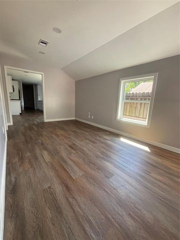 1218 Magnolia Street, Baytown, TX 77520