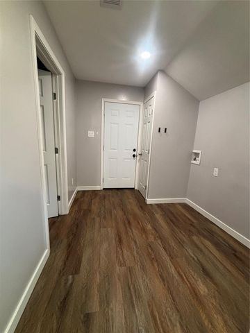 1218 Magnolia Street, Baytown, TX 77520