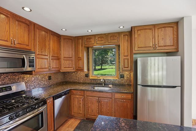 30W535 Avard Road, West Chicago, IL 60185