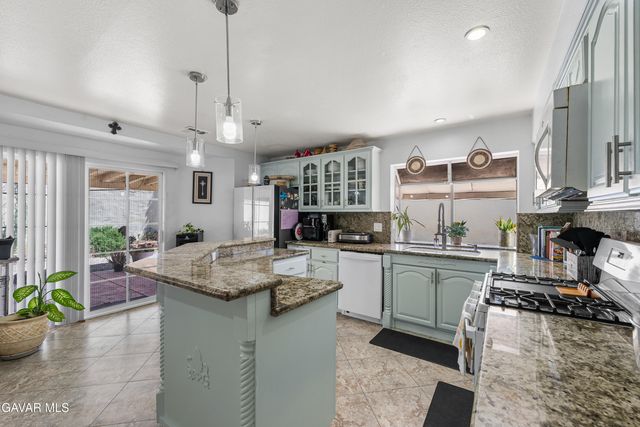 37806 Sulphur Springs Road, Palmdale, CA 93552