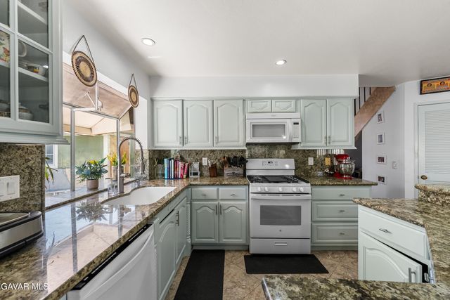 37806 Sulphur Springs Road, Palmdale, CA 93552