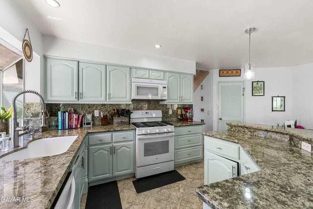 37806 Sulphur Springs Road, Palmdale, CA 93552