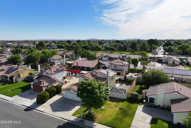 37806 Sulphur Springs Road, Palmdale, CA 93552