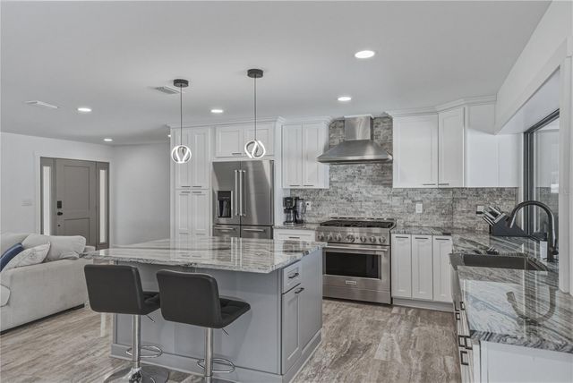 4201 37TH STREET S, St Petersburg, FL 33711