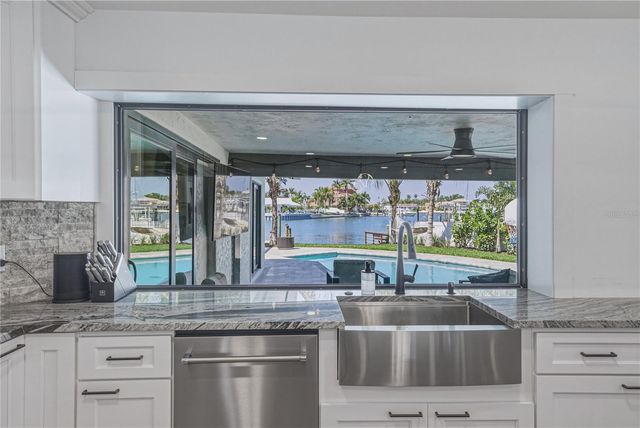 4201 37TH STREET S, St Petersburg, FL 33711