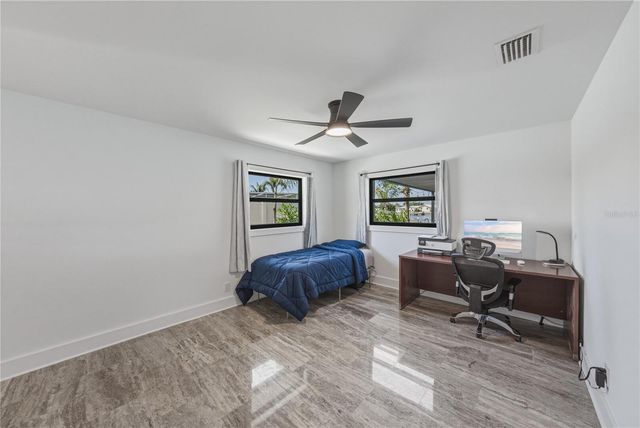 4201 37TH STREET S, St Petersburg, FL 33711