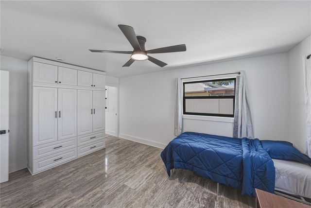 4201 37TH STREET S, St Petersburg, FL 33711
