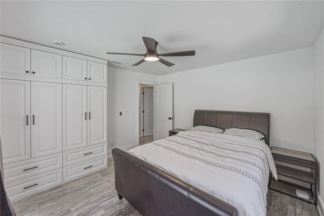 4201 37TH STREET S, St Petersburg, FL 33711
