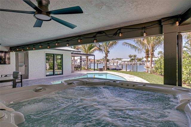 4201 37TH STREET S, St Petersburg, FL 33711