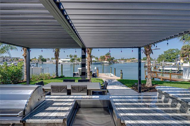 4201 37TH STREET S, St Petersburg, FL 33711