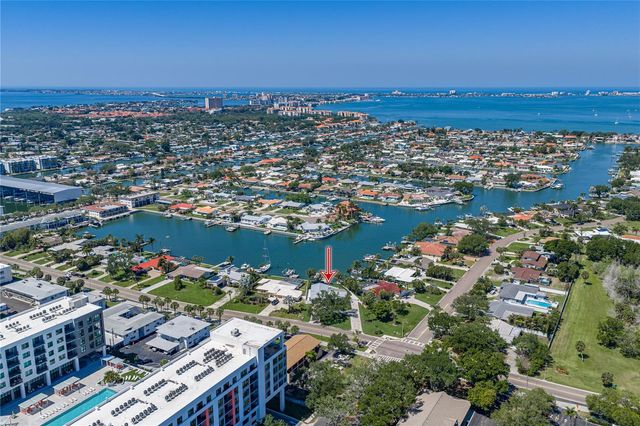 4201 37TH STREET S, St Petersburg, FL 33711
