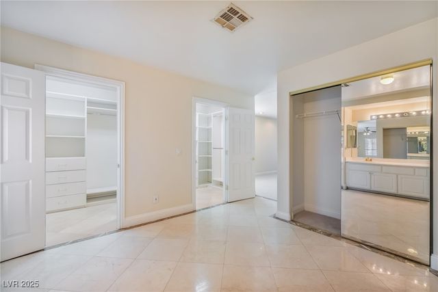 9796 Raven Wing Canyon Court, Las Vegas, NV 89183