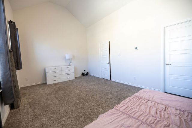 2460 Klamath Drive, Lewisville, TX 75056