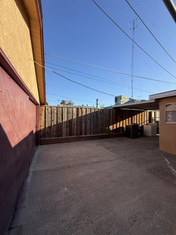 1412 Picardy Dr, Modesto, CA 95351
