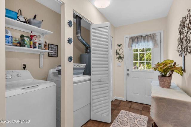 2125 Mount Hope Lane, Toms River, NJ 08753