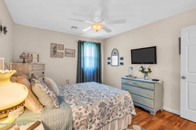 2125 Mount Hope Lane, Toms River, NJ 08753