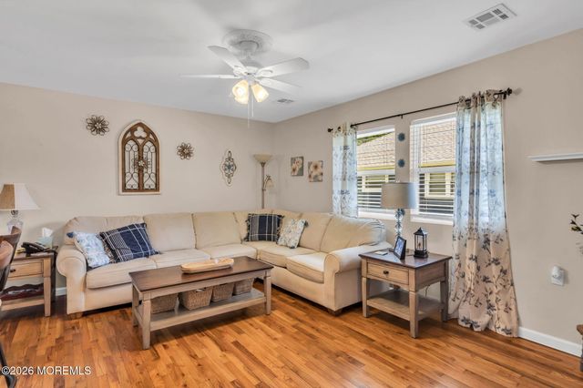 2125 Mount Hope Lane, Toms River, NJ 08753