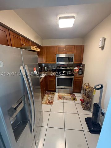 11790 SW 18th St 520-3, Miami, FL 33175